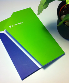strateq-corporate-folder-design